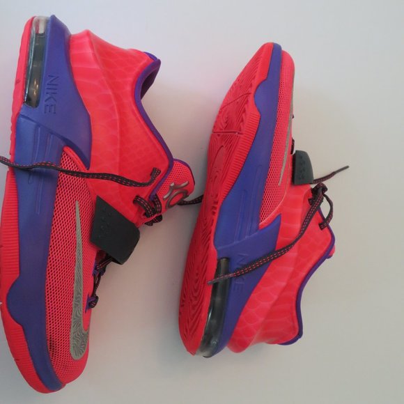 Nike KD7 Hyper Punch GS Excellent condition worn 3 times at the most - Picture 2 of 12